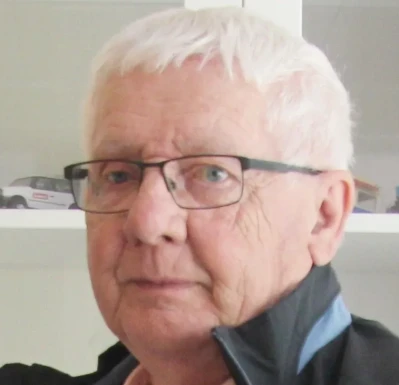 <span>Finn, 71</span>&nbsp;<span style='width: 25px; height: 16px; float: right; background-image: url(/bitmaps/flags_small/DK.PNG)'>&nbsp;</span><br><span>Sønderborg, Данія</span>&nbsp;<input type='button' class='joinbtn' style='float: right' value='JOIN NOW' />