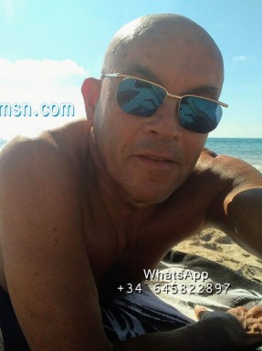 Spanish men looking for love