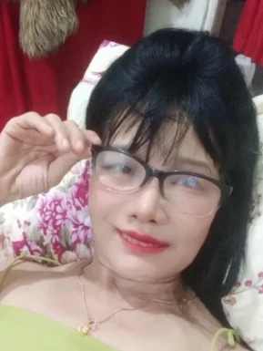 Foreign men for dating